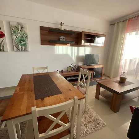 One Bedroom Near The Ocean Apartment